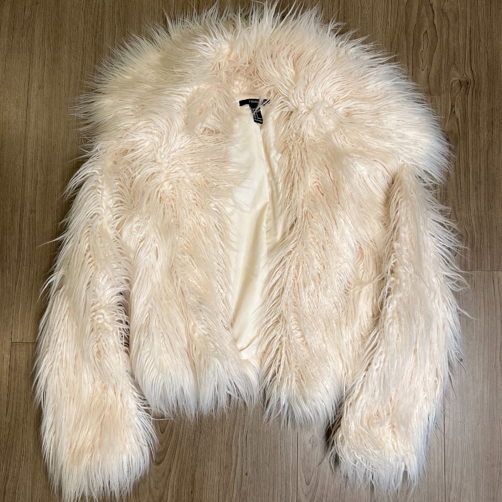 Shaggy Faux Fur Coat Size SMALL Cream